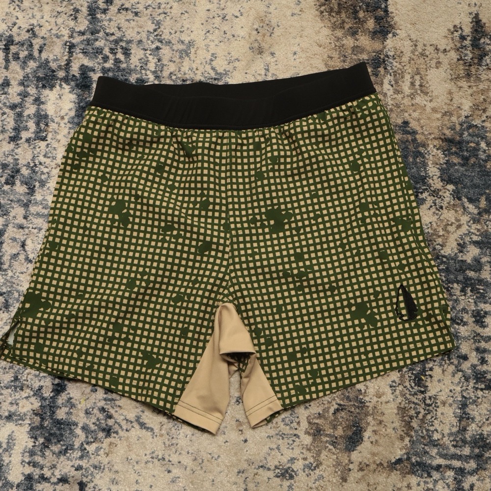TACHUNTFISH Shorts Mens L Desert Night Camo DNC Tactical Athletic Training